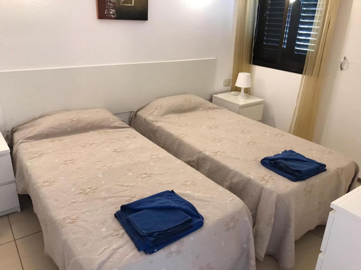 Apartments Victoria Court 1 6A2 아로나 외부 사진